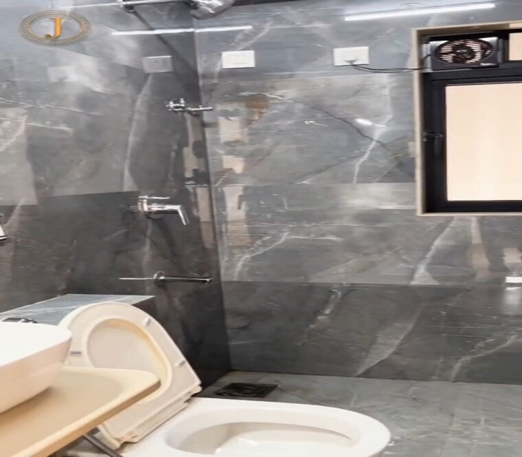 Bathroom, wadala west 2 Bedroom 807 Sq.Ft. Apartment In Wadala West Mumbai 10415490
