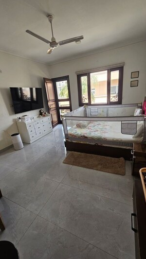 Team Area in 3 BHK Villa at Sector 23 – for Rent