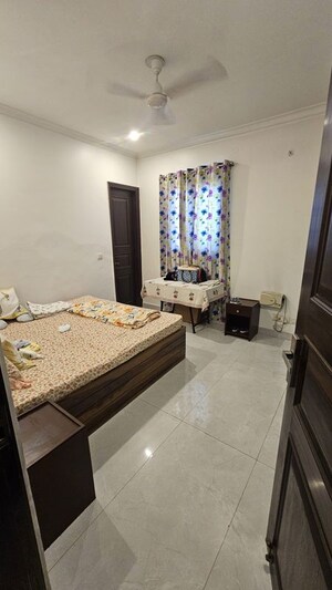 Bedroom in 3 BHK Villa at Sector 23 – for Rent