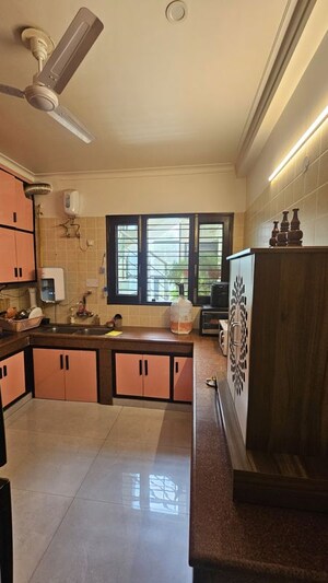 Kitchen in 3 BHK Villa at Sector 23 – for Rent