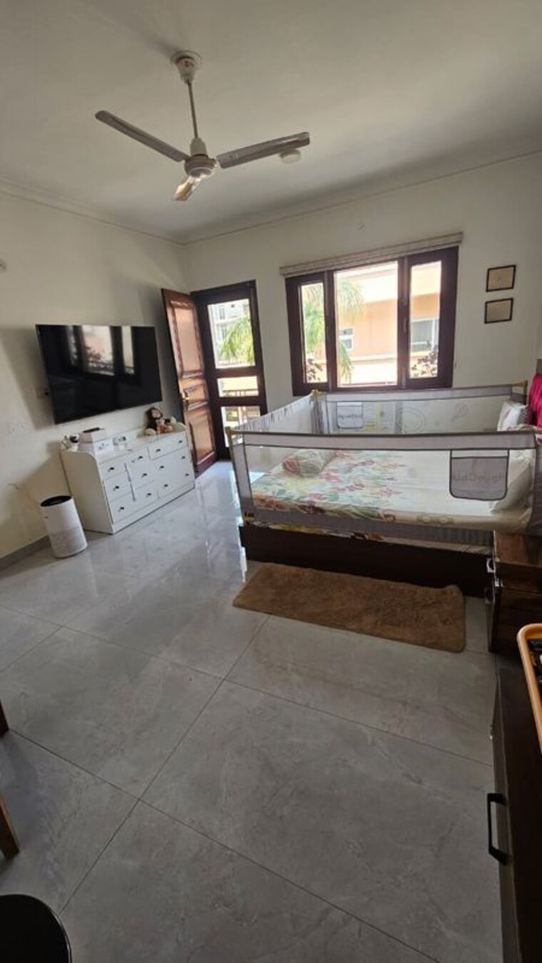 Bedroom, sector 23 3 Bedroom 2000 Sq.Ft. Villa In Sector 23 Gurgaon 10415467