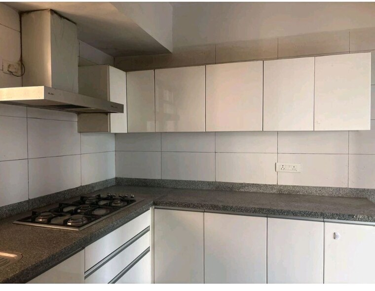 Kitchen, tata-primanti-tower-residences 4 Bedroom 2550 Sq.Ft. Apartment In Sector 72 Gurgaon 10415512