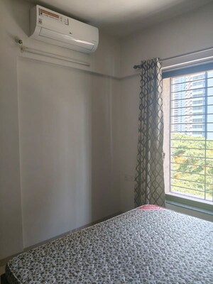 Bedroom in 2 BHK Apartment at Naren Bliss Phase I, Magarpatta Road – for Rent