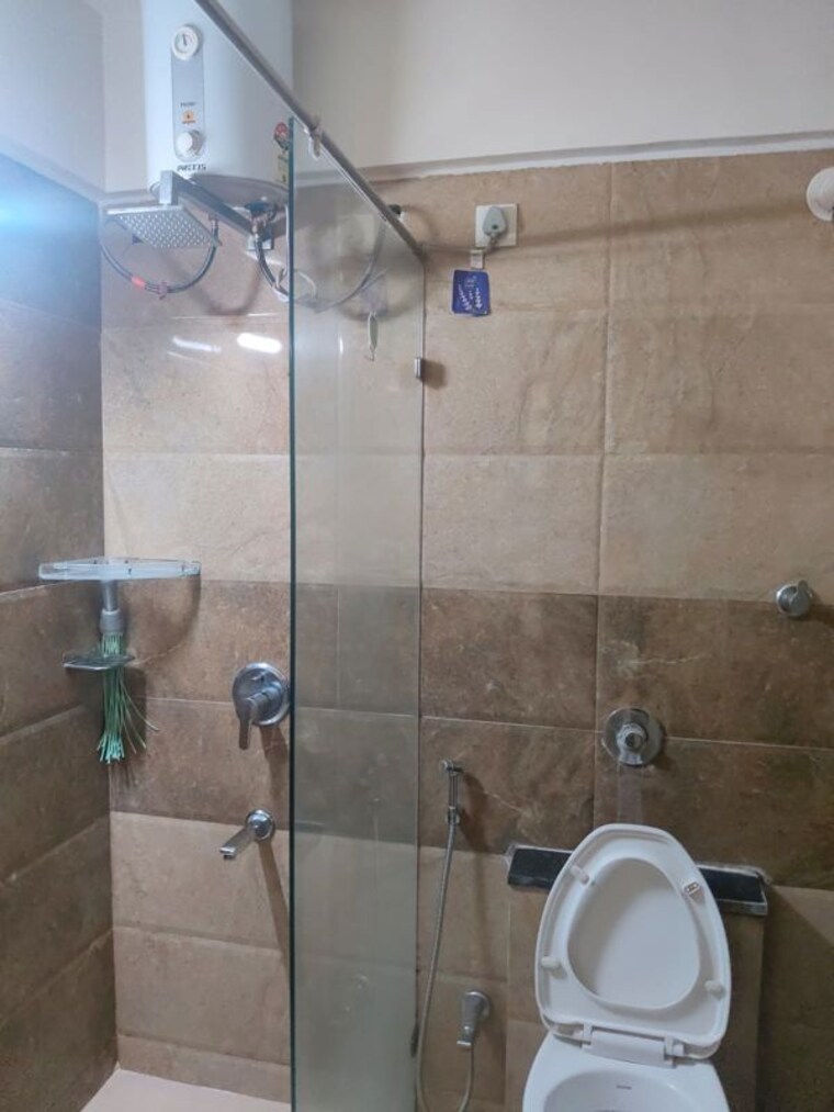 Bathroom, naren-bliss-phase-i 2 Bedroom 850 Sq.Ft. Apartment In Magarpatta Road Pune 10415510