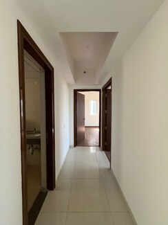 3 BHK + Servant Room Apartment For Rent in Godrej Air Sector 85