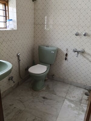 Bathroom in 2.5 BHK Villa at Sector 23 – for Rent