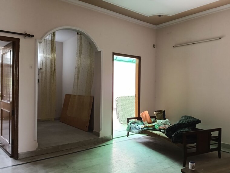 Living Room, sector 23 2.5 Bedroom 1200 Sq.Ft. Villa In Sector 23 Gurgaon 10415505