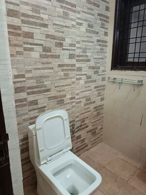 Bathroom in 2 BHK Builder Floor at Ardee City, Sector 52 – for Rent