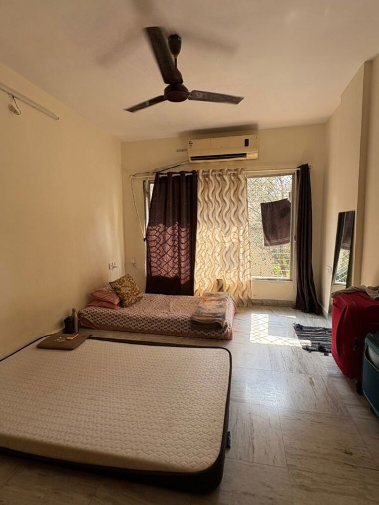 Living Room, lake-palace 2 Bedroom 900 Sq.Ft. Apartment In Powai Mumbai 10415541