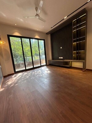 Room in 4 BHK Apartment at Experion The Heart Song, Sector 108 – for Sale