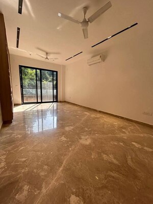 Room in 4 BHK Apartment at Experion The Heart Song, Sector 108 – for Sale