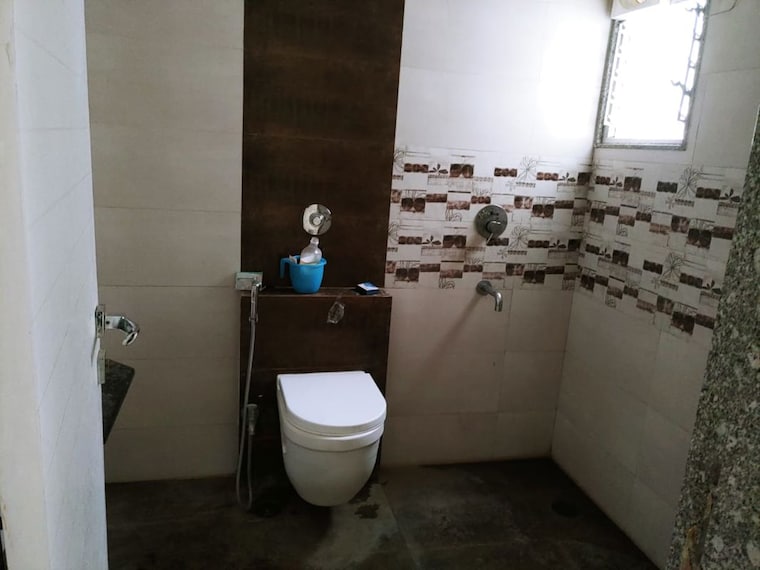 Bathroom, axis-paradigm-whistling-meadows 3 Bedroom 1500 Sq.Ft. Apartment In Paud Road Pune 10415557