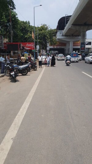 Parking in  Showroom at Acumen Sai Ashish, Kanpur Road – for Rent