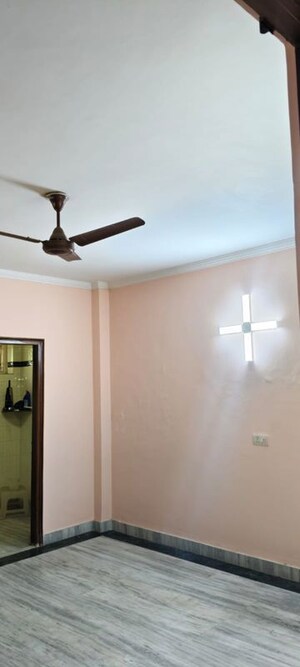 Room in 3 BHK Builder Floor at Lajpat Nagar ii – for Sale