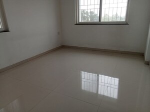 Room in 2 BHK Apartment at Essen Aishwaryam Comfort Phase-I, Akurdi – for Rent