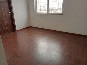Room in 2 BHK Apartment at Essen Aishwaryam Comfort Phase-I, Akurdi – for Rent
