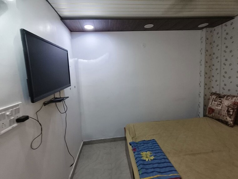 undefined, dwarka mor 3 Bedroom 1000 Sq.Ft. Builder Floor In Dwarka Mor Delhi 10414005