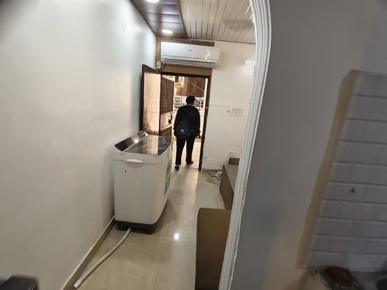 Kitchen, dwarka mor 3 Bedroom 1000 Sq.Ft. Builder Floor In Dwarka Mor Delhi 10414005