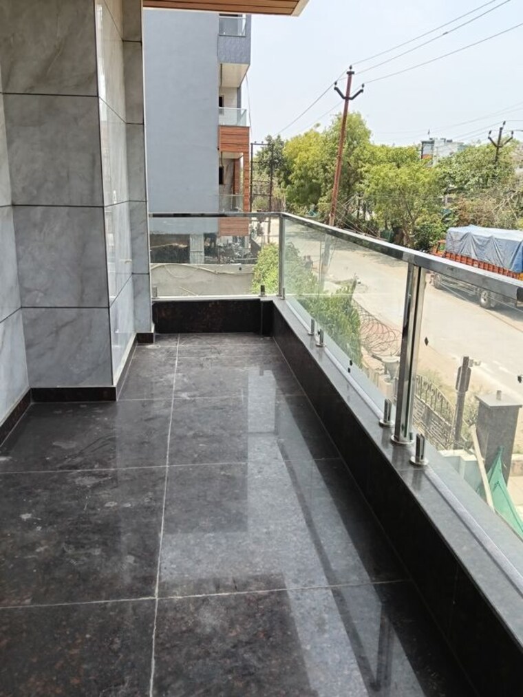 Balcony, rajendra nagar sector 2 3 Bedroom 130 Sq.Yd. Builder Floor In Rajendra Nagar Sector 2 Ghaziabad 10415548