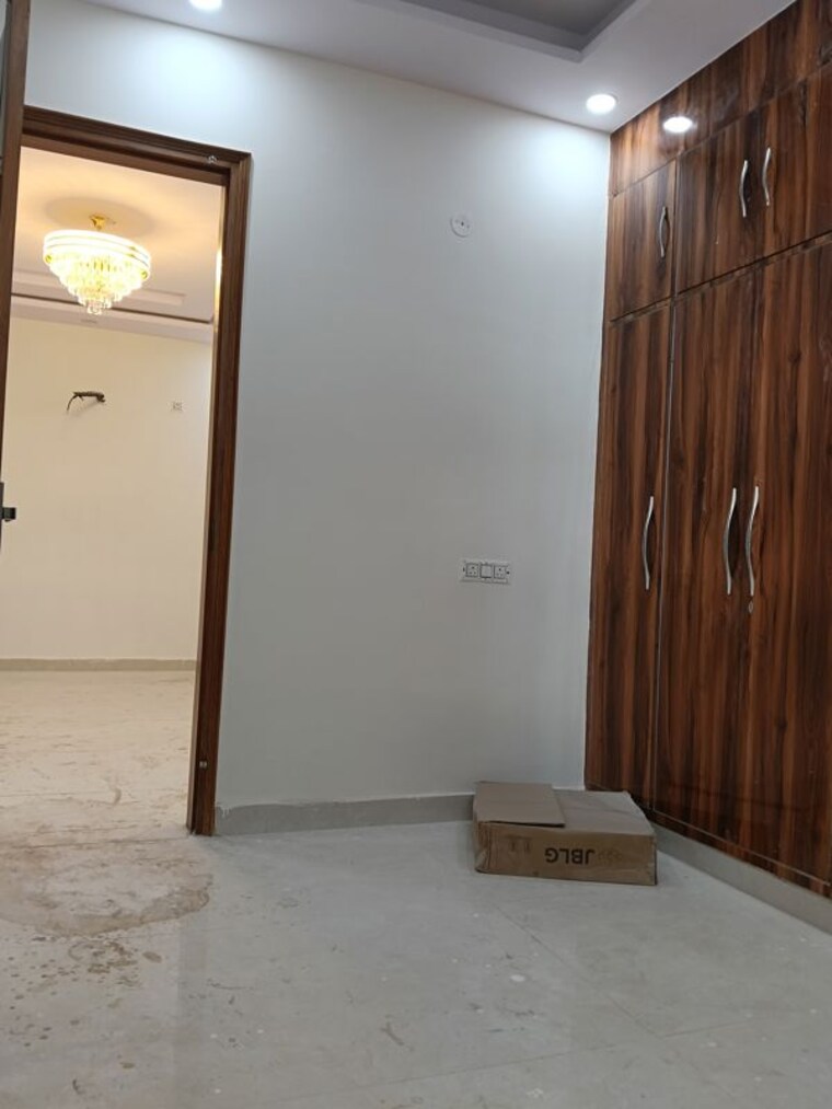 Room, rajendra nagar sector 2 3 Bedroom 130 Sq.Yd. Builder Floor In Rajendra Nagar Sector 2 Ghaziabad 10415548