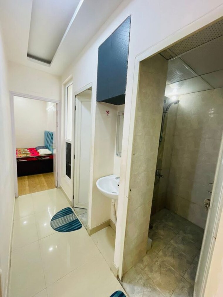 Washroom, tulip-lemon 2 Bedroom 477 Sq.Ft. Apartment In Sector 69 Gurgaon 10415580
