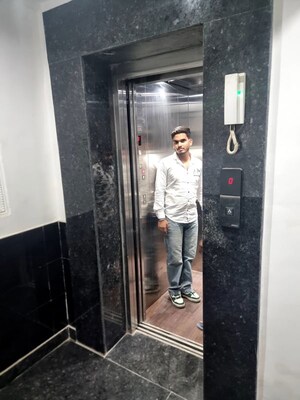 Building Lobby in 4 BHK Builder Floor at Parklands, Sector 85 – for Sale