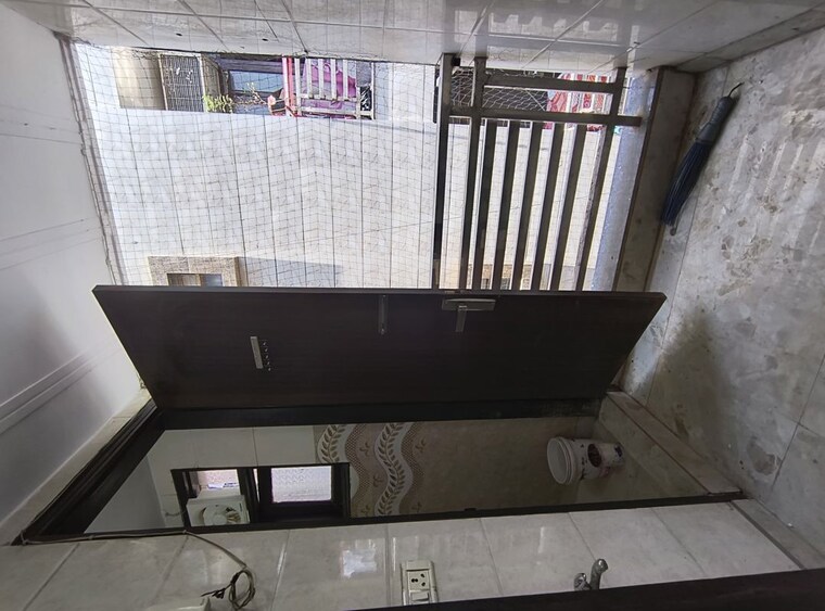 Bathroom, govindpuri 3 Bedroom 900 Sq.Ft. Builder Floor In Govindpuri Delhi 10415616