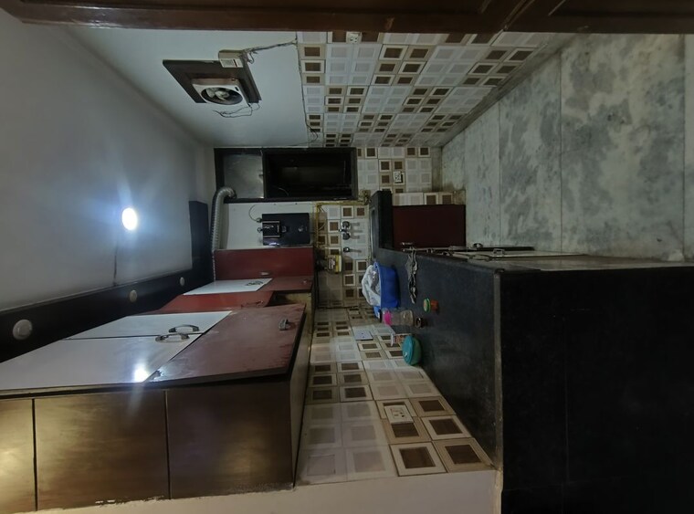 Kitchen, govindpuri 3 Bedroom 900 Sq.Ft. Builder Floor In Govindpuri Delhi 10415616