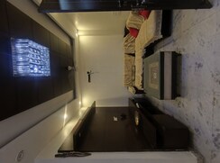 3 BHK Builder Floor For Rent in Govindpuri
