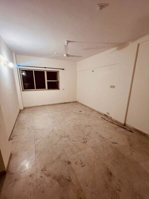 Room in 2 BHK Apartment at Navin Nagar – for Rent
