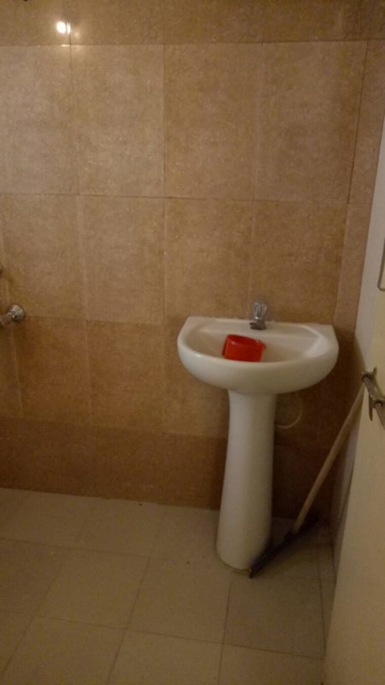 Bathroom, sita-residency-akurdi 1 Bedroom 900 Sq.Ft. Apartment In Akurdi Pune 10415631