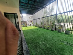4 BHK + Pooja Room,Servant Room,Study Room Builder Floor For Sale in Parklands