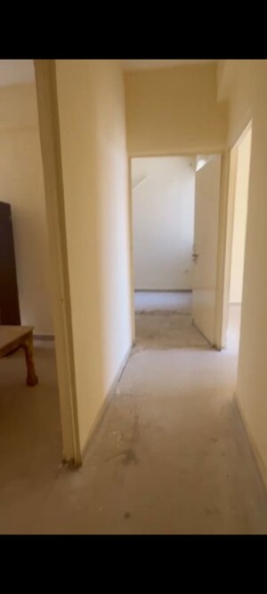 Room in 3 BHK Apartment at Conscient Habitat Residences, Sector 78 – for Sale