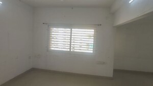 Room in  Shop at Gomti Nagar – for Rent