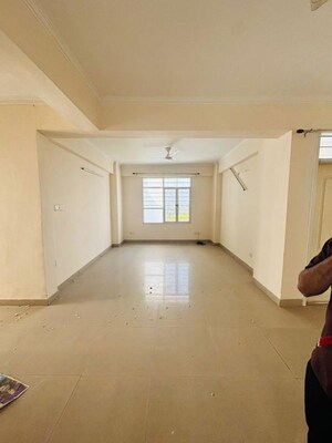 Kitchen in 4 BHK Apartment at Eldeco Eternia, Sitapur Road – for Rent