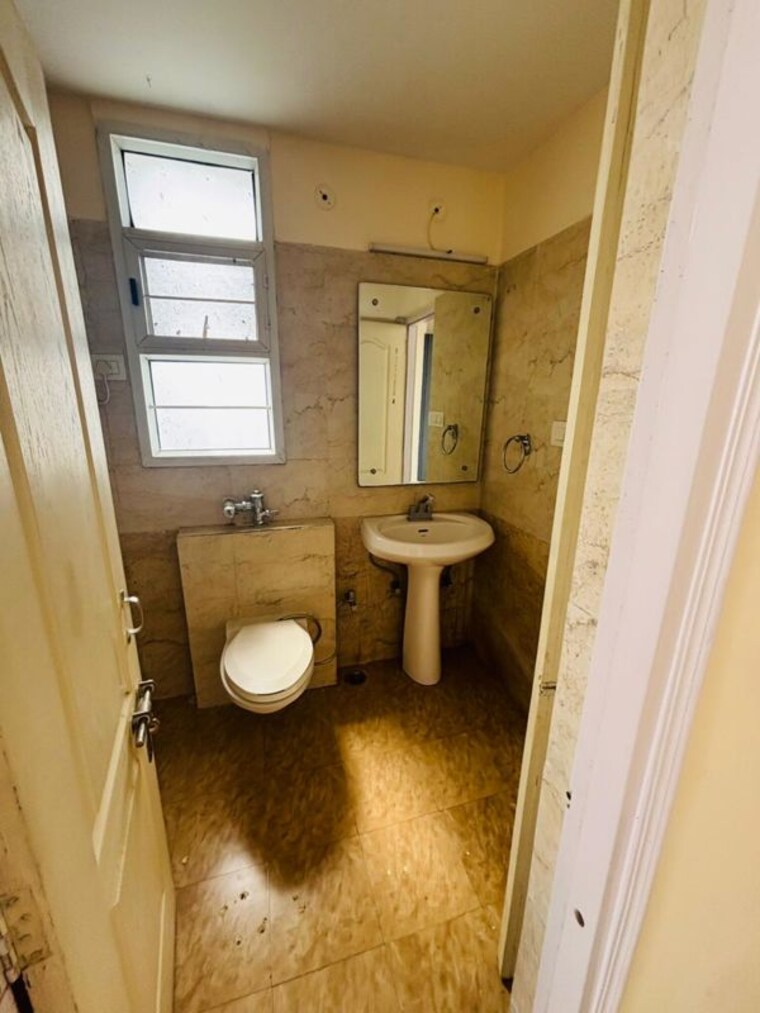 Bathroom, eldeco-eternia 4 Bedroom 1850 Sq.Ft. Apartment In Sitapur Road Lucknow 10415599