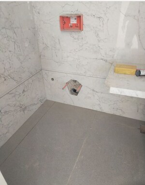 Bathroom in 4 BHK Apartment at UNI Palm Residency, Nerul – for Rent