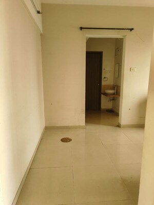 Room in 2 BHK Apartment at Paranjape Forest Trails Athashri B2, Bhugaon – for Rent