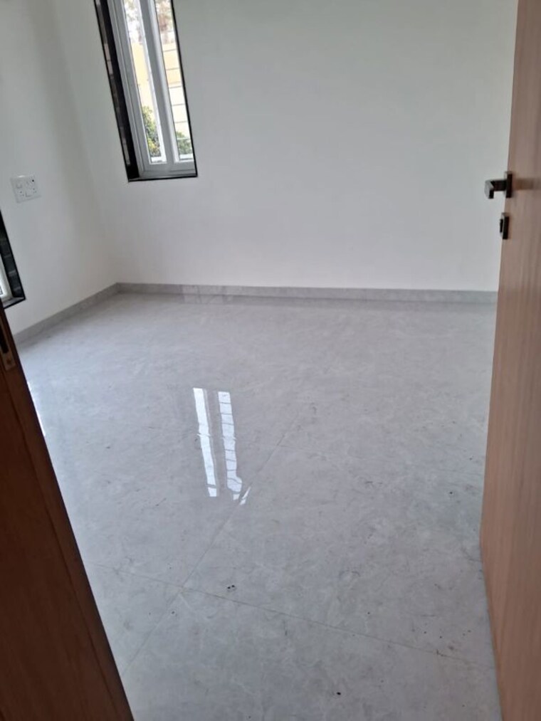 Room, deccan gymkhana 2 Bedroom 1000 Sq.Ft. Apartment In Deccan Gymkhana Pune 10415694