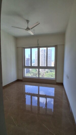 Room in 3 BHK Apartment at Upper East 97, Malad East – for Rent