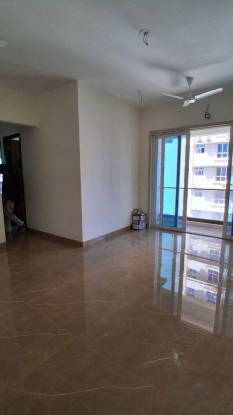Hall, upper-east-97 3 Bedroom 980 Sq.Ft. Apartment In Malad East Mumbai 10415712