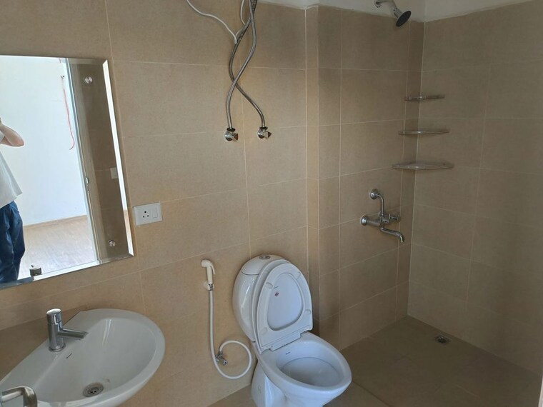 Bathroom, experion-the-heart-song 2 Bedroom 1283 Sq.Ft. Apartment In Sector 108 Gurgaon 10415728