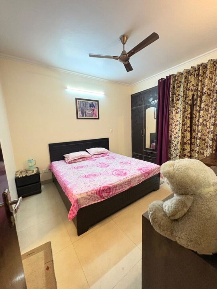 Bedroom, sector swarn nagri 2 Bedroom 1203 Sq.Ft. Apartment In Sector Swarn Nagri Greater Noida 10408921
