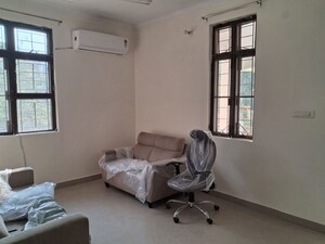 Living Room in 2 BHK Apartment at Masoodpur – for Rent