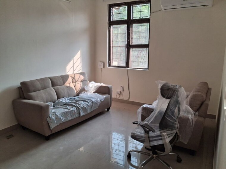 Living Room, masoodpur 2 Bedroom 1800 Sq.Ft. Apartment In Masoodpur Delhi 10415746
