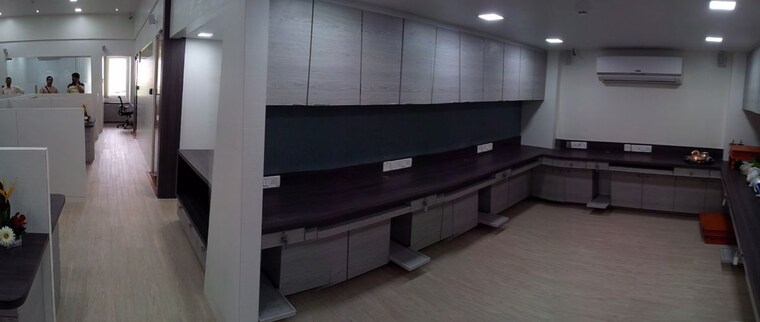 Team Area, neminath-orion-business-park Commercial Office Space 3044 Sq.Ft. In Kapur Bawdi Thane 10415729