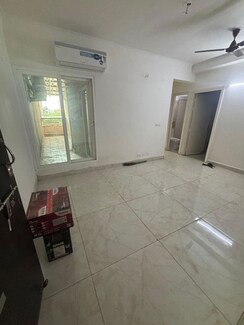 3 BHK + Pooja Room,Servant Room,Study Room,Extra Room,Basement,Store Room Apartment For Rent in Gaurs Siddhartham