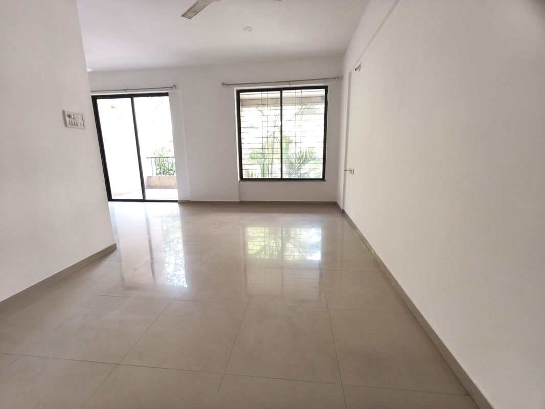 2 BHK Apartment For Rent in Kolte Patil Margosa Heights