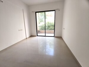 Room in 2 BHK Apartment at Kolte Patil Margosa Heights, Mohammadwadi – for Rent