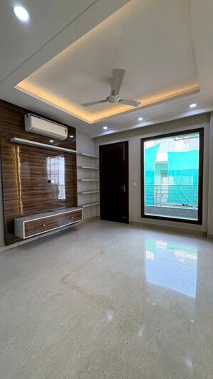 Room in 3 BHK Apartment at Sector 2 – for Sale